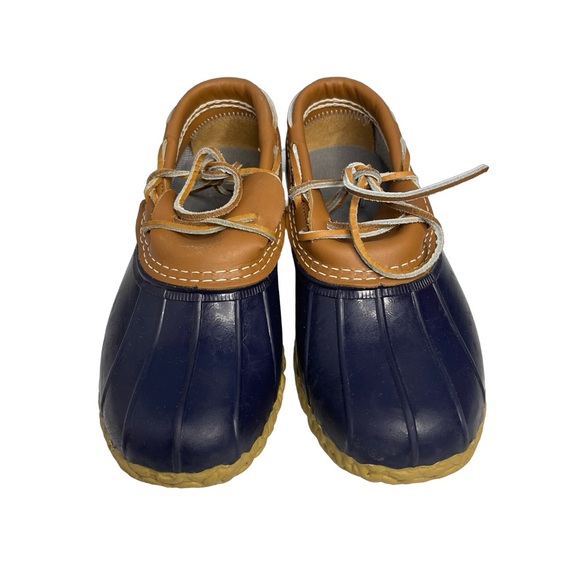 L.L. Bean Bean boots made in USA duck boots low top lace up rubber/leather. Sz 6 - Picture 2 of 9